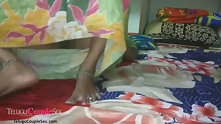 Tamil Village Aunty In Green Nighty With The brush Skinny Indian Husband Homemade Late Night Copulation &ndash; Full Hindi Video